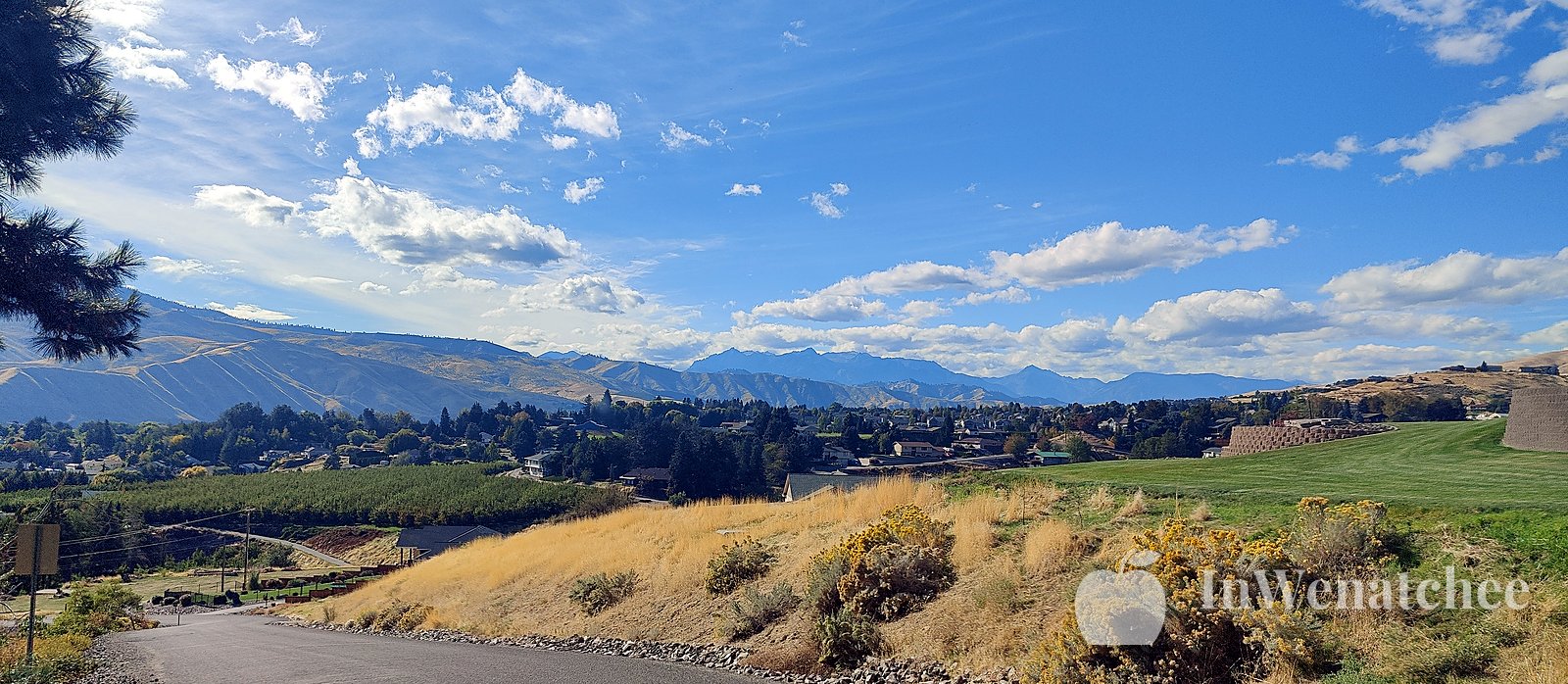 A view across the Wenatchee Valley toward the mountains.